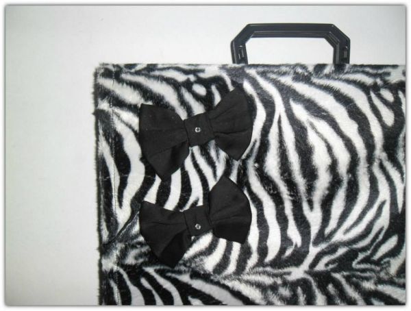 Pasta Revestida em Tecido Pelúcia